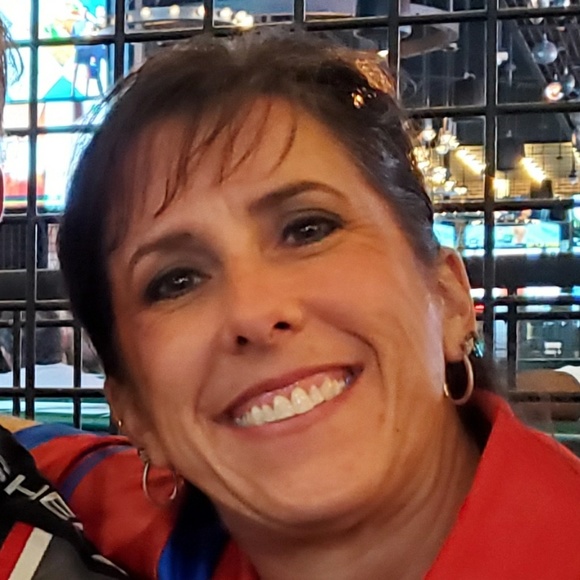 Meet your Posher, Brandi - Picture 1 of 1